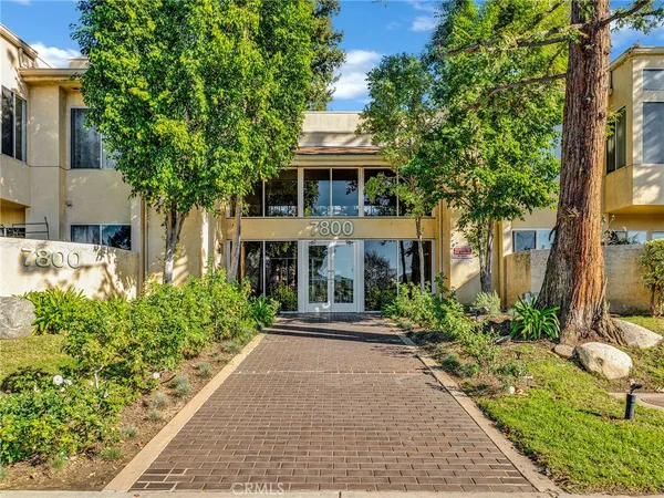 $479,000 | 7800 Topanga Canyon Boulevard, Unit 216, Canoga Park, CA 91304