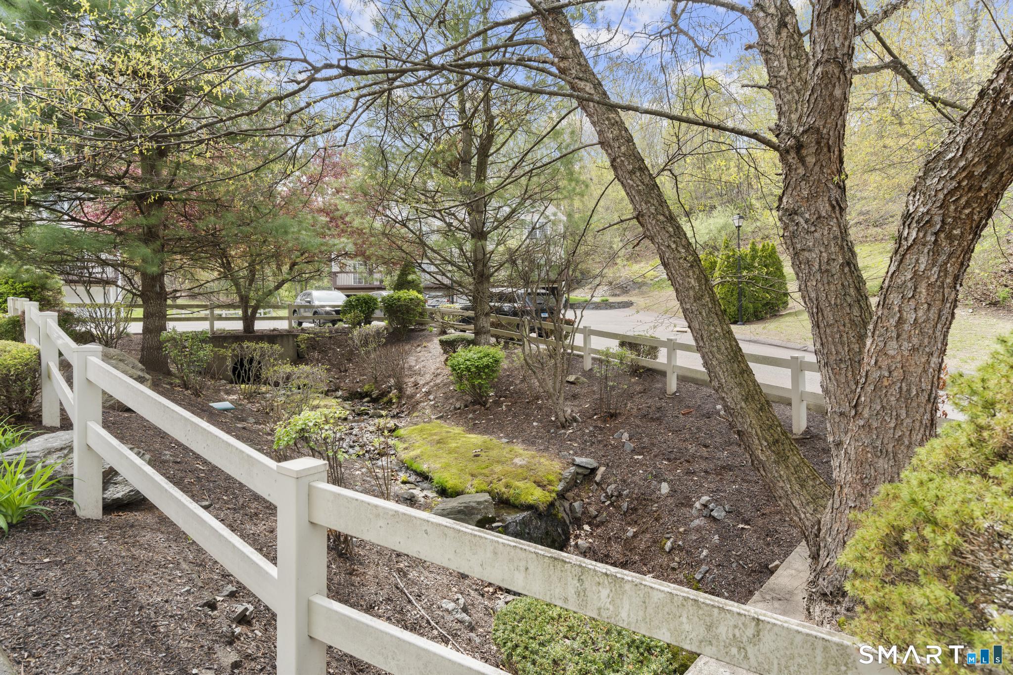 40 Trolley Bridge Road, Unit 7 Shelton, CT 06484 - Photo 5 of 26