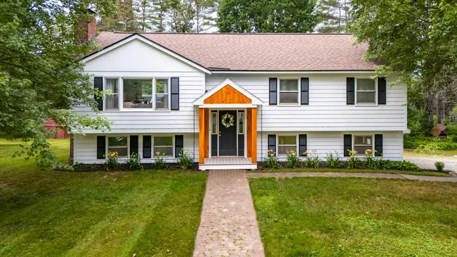 $540,000 | 295 Old Waterford Road, Littleton, NH 03561