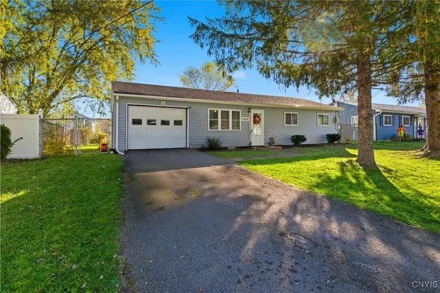 $219,900 | 7892 Rinaldo Boulevard East, Cicero, NY 13030