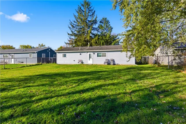 $219,900 | 7892 Rinaldo Boulevard East, Cicero, NY 13030