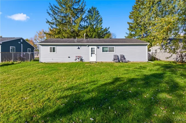 $219,900 | 7892 Rinaldo Boulevard East, Cicero, NY 13030