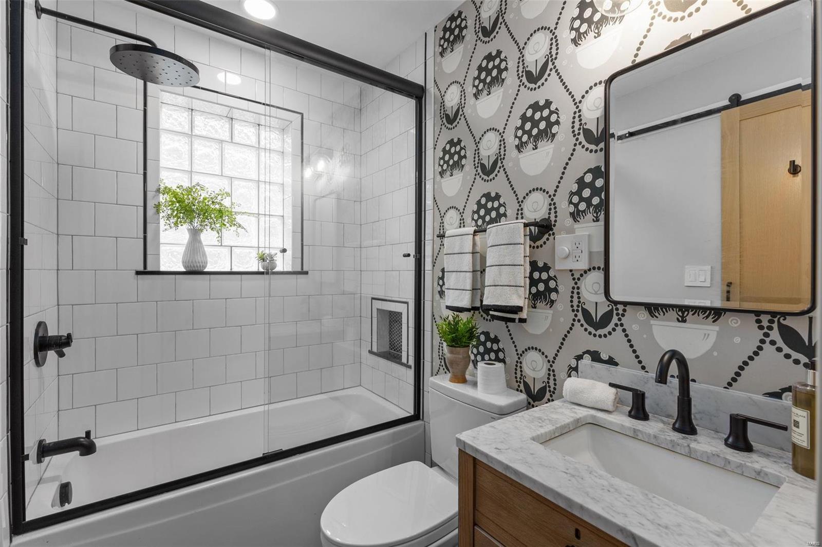 910 Glenbrook Avenue Glendale, MO 63122 - Photo 22 of 47