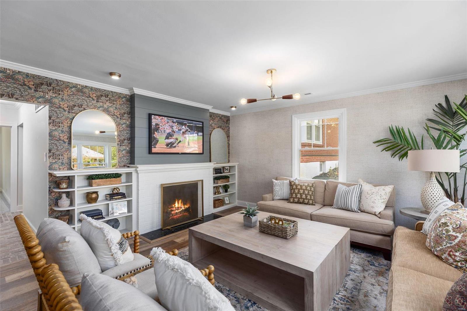 910 Glenbrook Avenue Glendale, MO 63122 - Photo 4 of 47