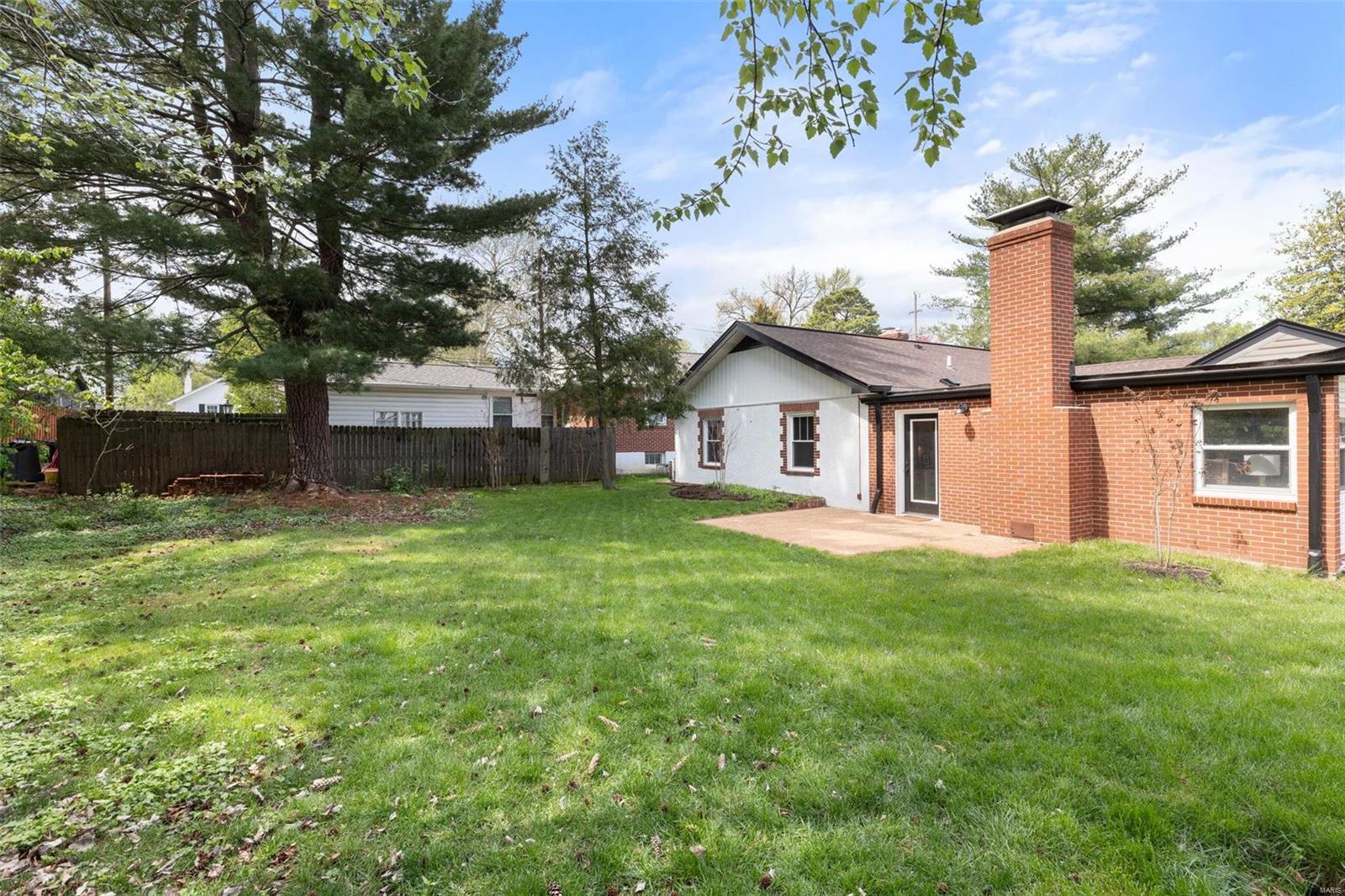 910 Glenbrook Avenue Glendale, MO 63122 - Photo 44 of 47