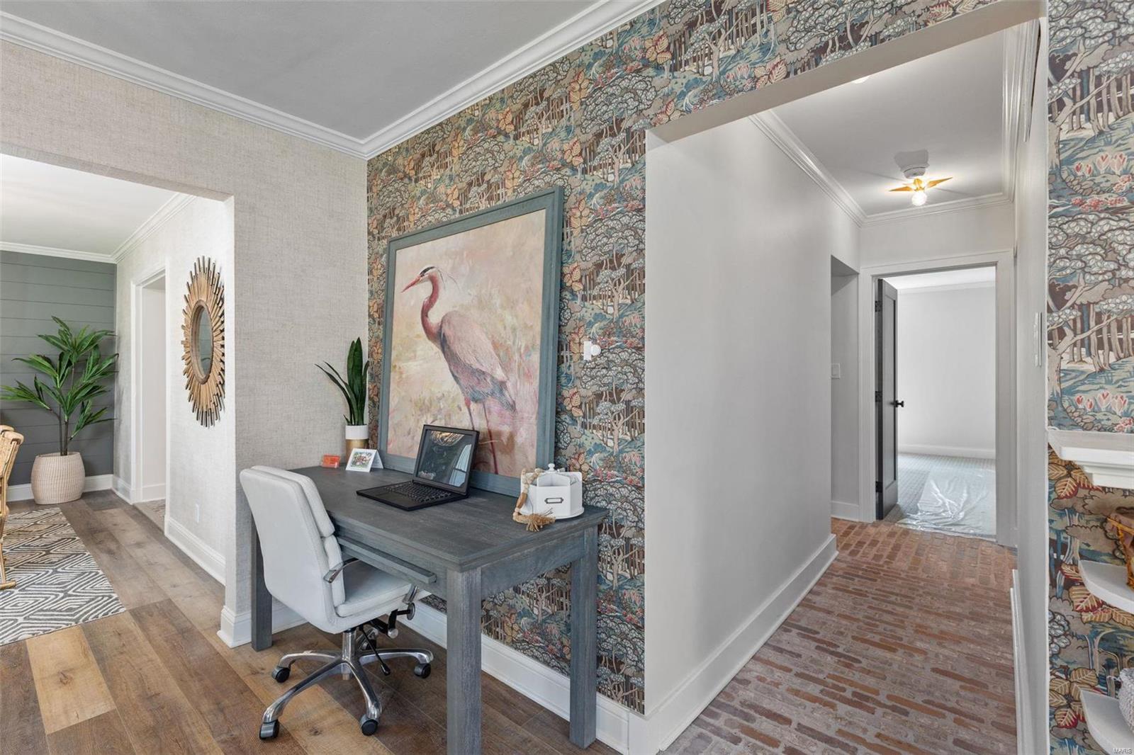 910 Glenbrook Avenue Glendale, MO 63122 - Photo 7 of 47