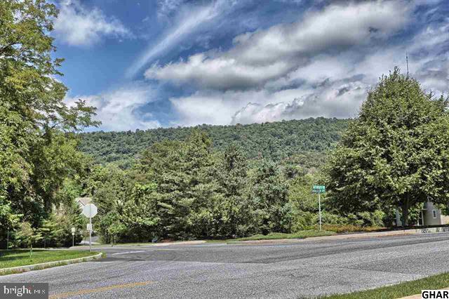 4651 Deer Path Road Harrisburg, PA 17110 - Photo 18 of 18 Gallery Image 18