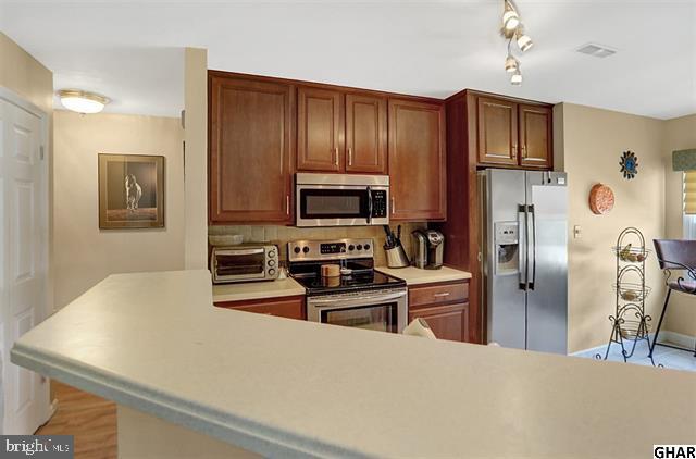 4651 Deer Path Road Harrisburg, PA 17110 - Photo 9 of 18 Gallery Image 9