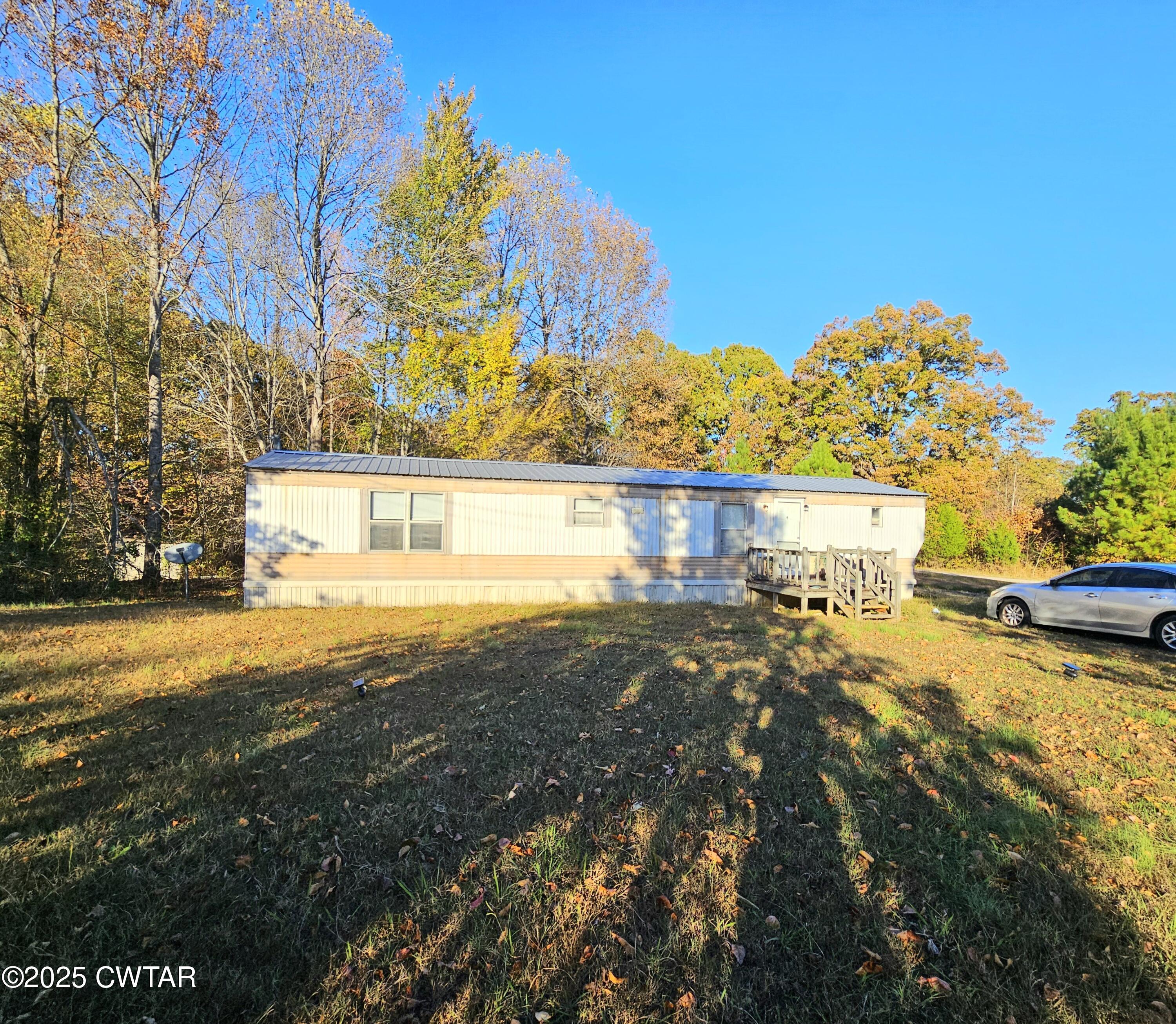 a view of a large building