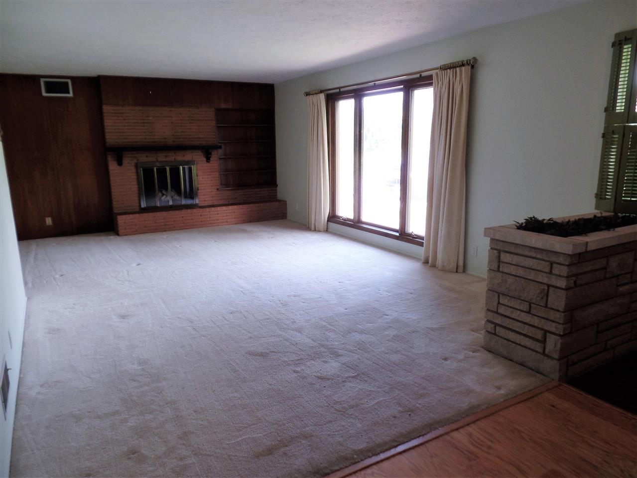 61491 Miami Road South Bend, IN 46614 - Photo 2 of 35