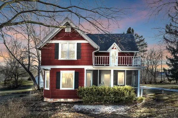 $490,000 | N47W22683 Weyer Road, Pewaukee, WI 53072