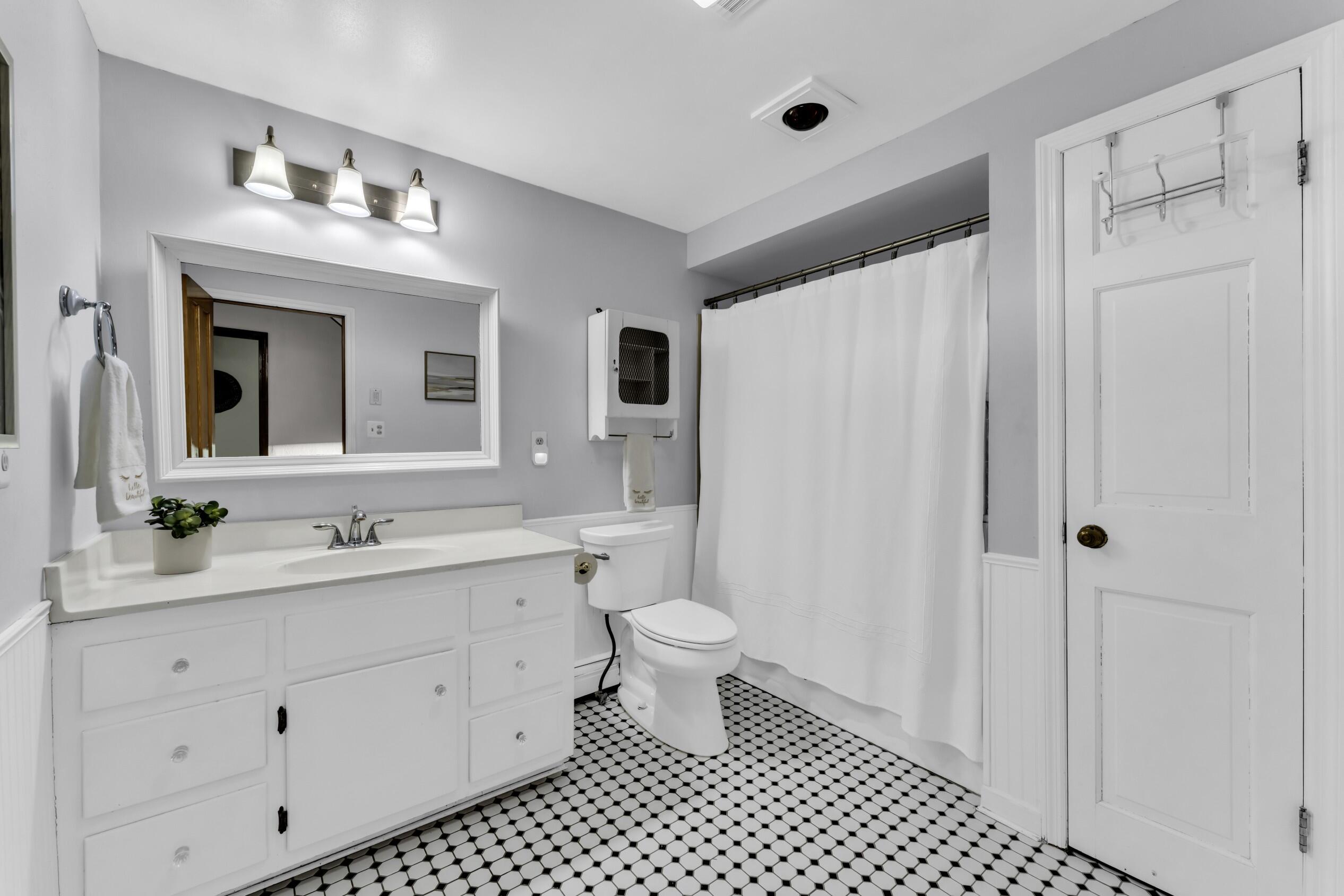 N47W22683 Weyer Road Pewaukee, WI 53072 - Photo 26 of 53 Full Bath On Upper