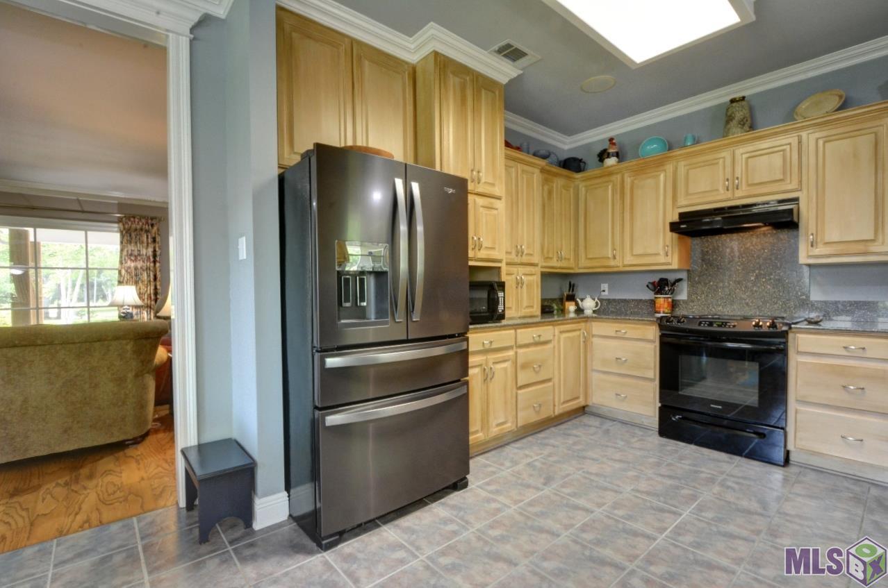 24540 Joe May Road Denham Springs, LA 70726 - Photo 15 of 33 Gallery Image 15