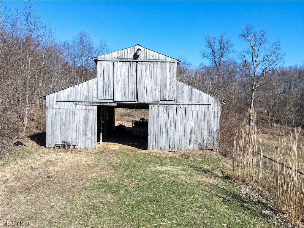 5868 Green Ridge Road Southeast Dennison, OH 44621 - Photo 12 of 33