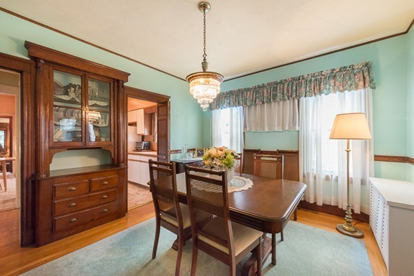 32 Wellington Road Medford, MA 02155 - Photo 5 of 27 Gallery Image 5