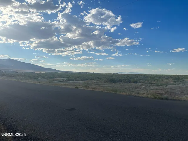 $54,000 | 620 Yellow Brick Road, Battle Mountain, NV 89820
