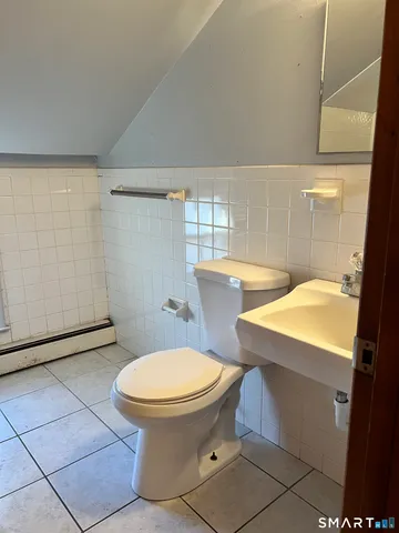 $1,900 | 40 Lanesville Road, New Milford, CT 06776