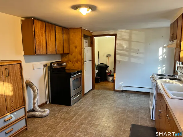 $1,900 | 40 Lanesville Road, New Milford, CT 06776