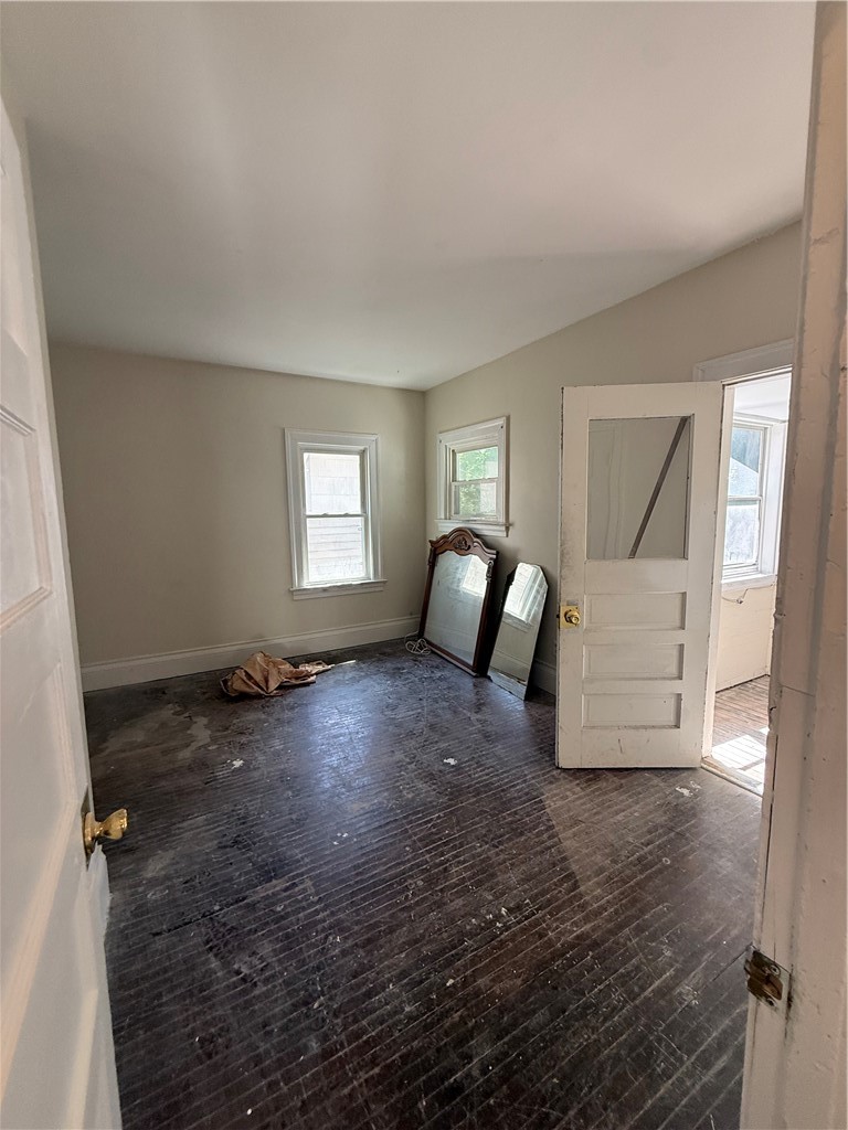 143 Raeburn Avenue Rochester, NY 14619 - Photo 9 of 17