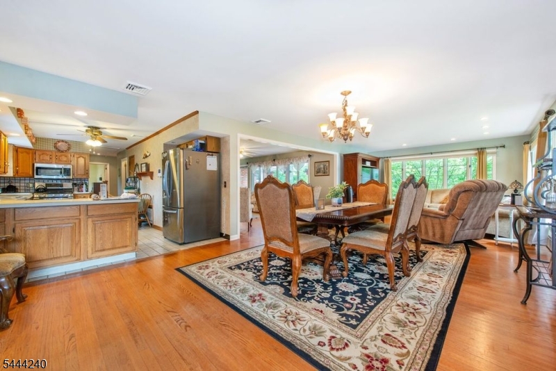 15 Absecon Road Parsippany, NJ 07054 - Photo 6 of 21