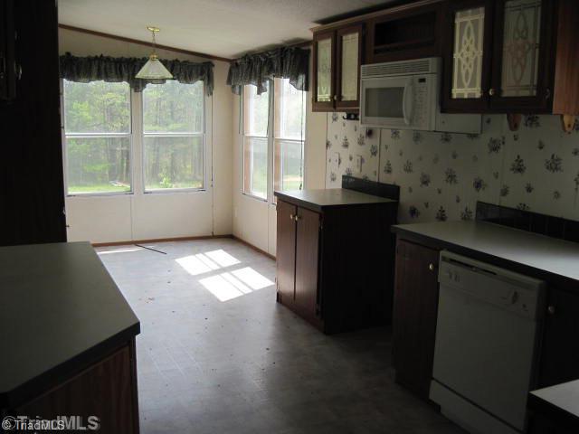 408 Green Pasture Ruffin Nc 27326 Ruffin, NC 27326 - Photo 4 of 6 Kitchen.