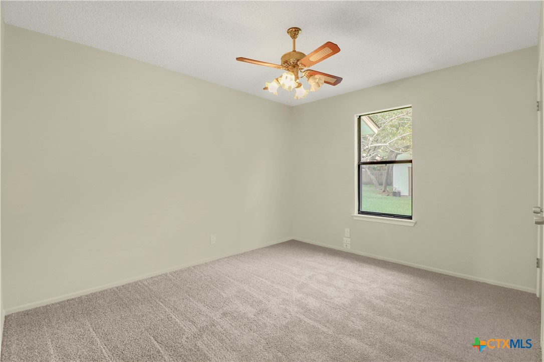 146 Twin Oak Road Seguin, TX 78155 - Photo 16 of 33 Gallery Image 16