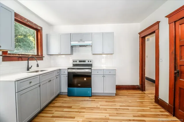 $1,995 | 130 Wellsville Avenue, Unit 2, New Milford, CT 06776