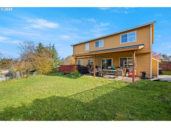 $527,000 | 4235 Southeast Anderegg Loop, Portland, OR 97236