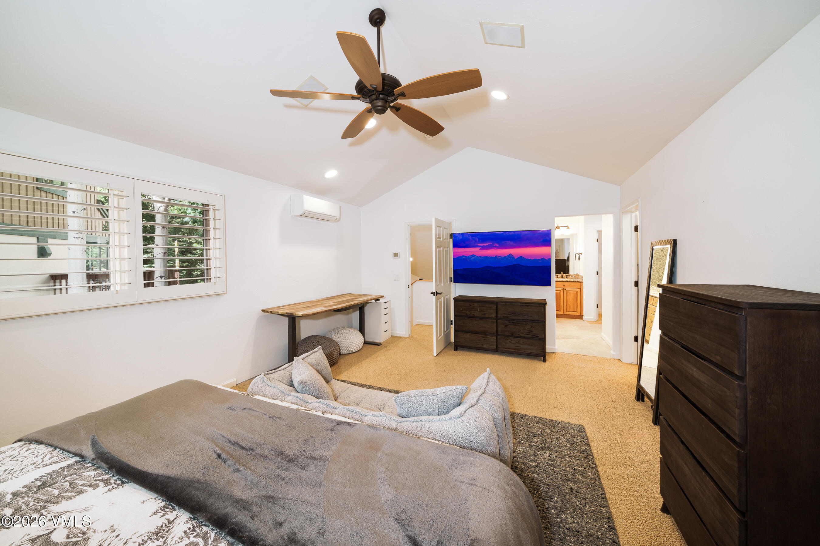 1890 Lions Ridge Loop, Unit 10 Vail, CO 81657 - Photo 15 of 48 1890_Lions_Ridge_Loop_#10_039