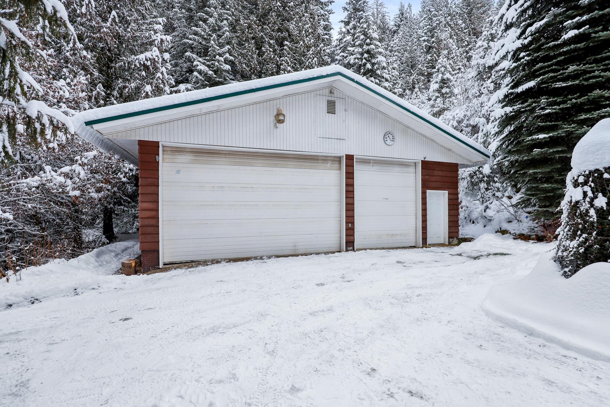 19982 North Mt Spokane Park Drive Mead, WA 99021 - Photo 2 of 29