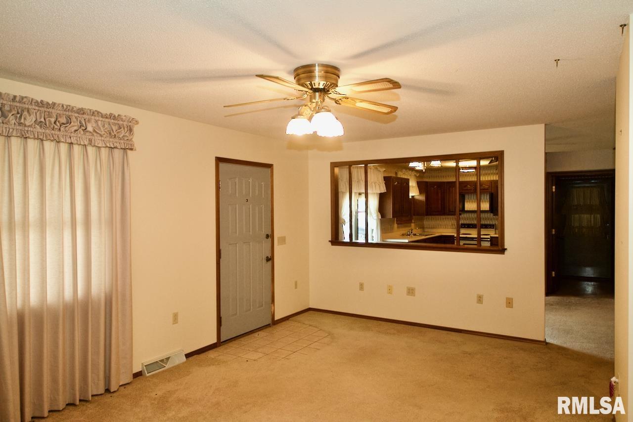 372 Murphysboro Lake Road Murphysboro, IL 62966 - Photo 21 of 37