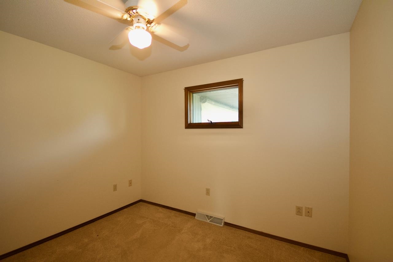 372 Murphysboro Lake Road Murphysboro, IL 62966 - Photo 25 of 37
