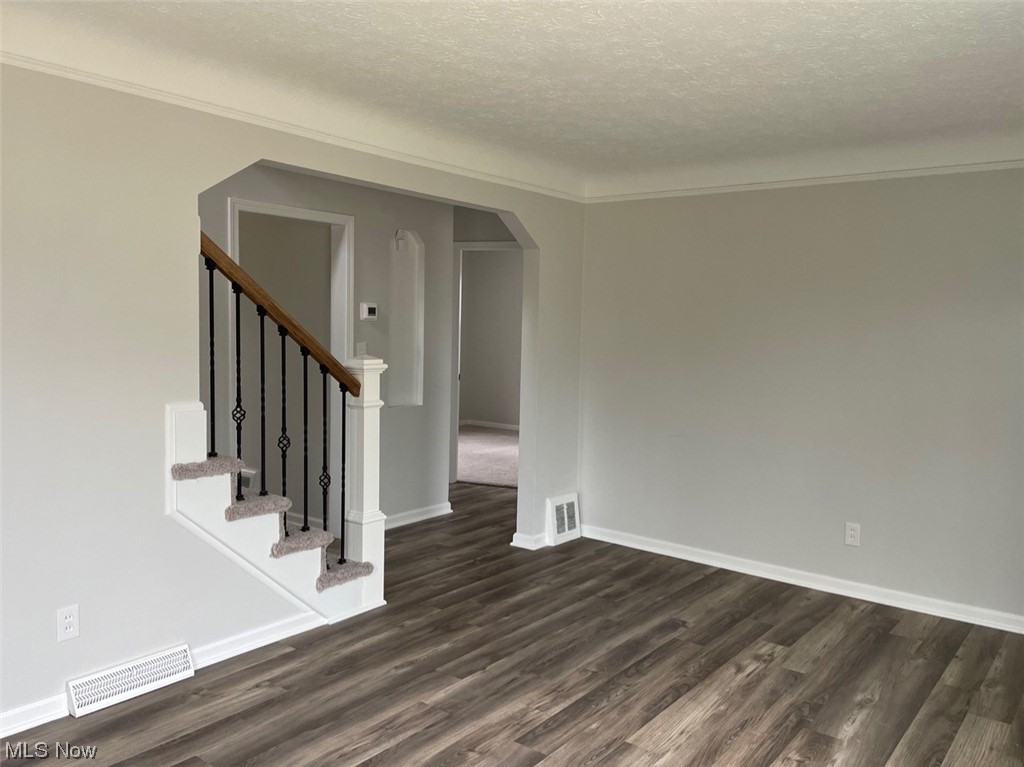1725 Douglas Road Wickliffe, OH 44092 - Photo 5 of 28 Gallery Image 5