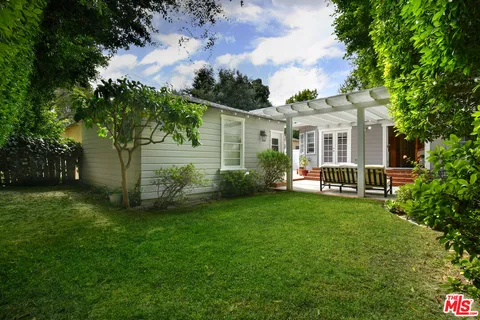 $1,299,000 | 4226 Greenbush Avenue, Sherman Oaks, CA 91423