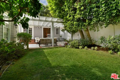 $1,299,000 | 4226 Greenbush Avenue, Sherman Oaks, CA 91423