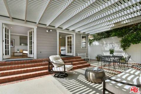 $1,299,000 | 4226 Greenbush Avenue, Sherman Oaks, CA 91423
