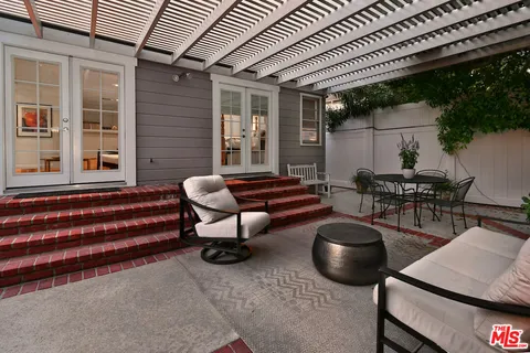 $1,299,000 | 4226 Greenbush Avenue, Sherman Oaks, CA 91423