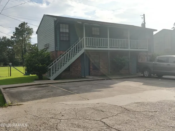 $725 | 704 Bonin Road, Unit D, Lafayette, LA 70508