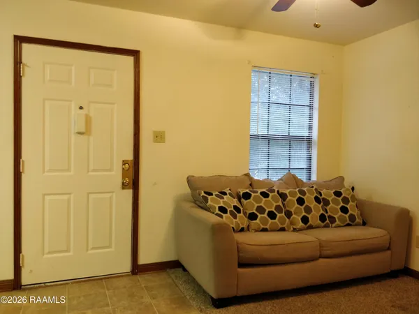 $725 | 704 Bonin Road, Unit D, Lafayette, LA 70508