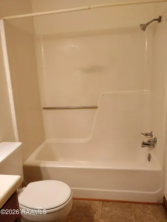 $725 | 704 Bonin Road, Unit D, Lafayette, LA 70508