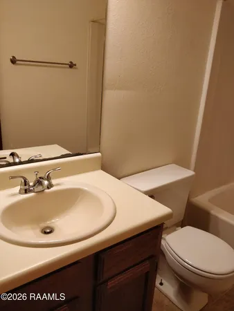 $725 | 704 Bonin Road, Unit D, Lafayette, LA 70508