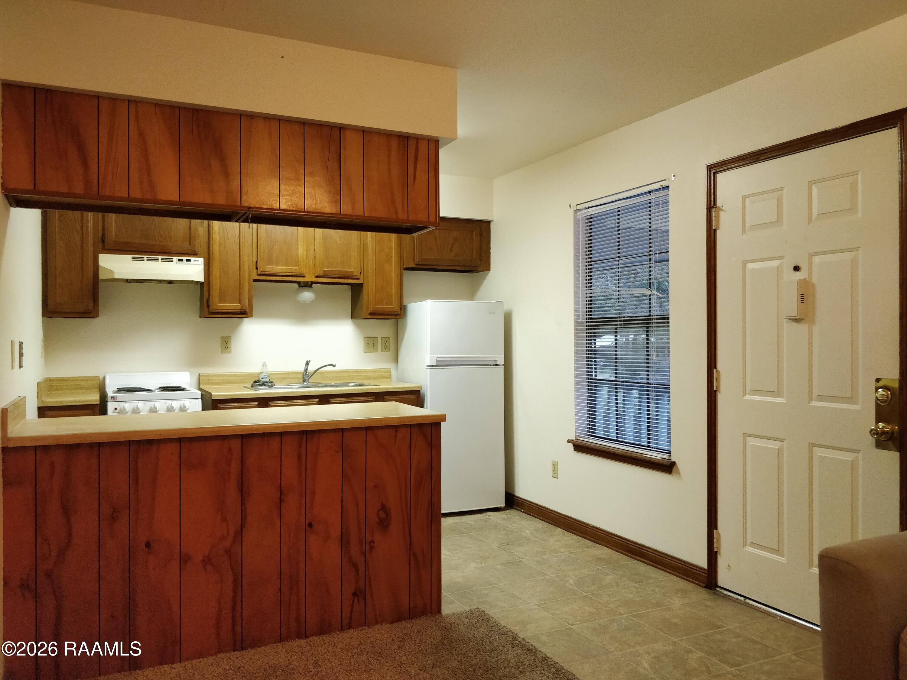 704 Bonin Road, Unit D Lafayette, LA 70508 - Photo 10 of 12 5