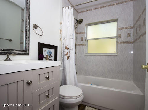 1210 Gopher Slough Road Mims, FL 32754 - Photo 20 of 32 Guestbathroom