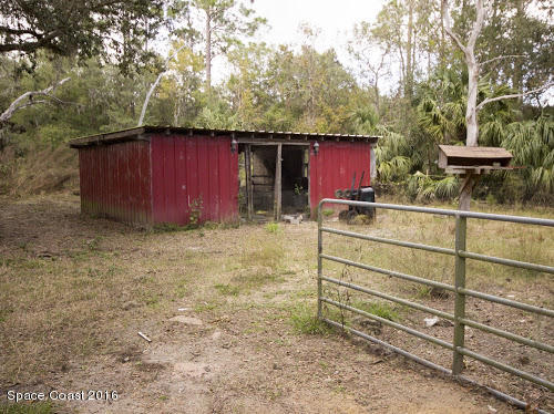 1210 Gopher Slough Road Mims, FL 32754 - Photo 27 of 32 Chicken coop
