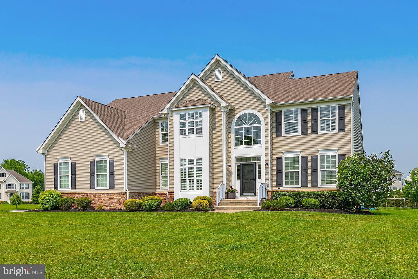 817 Derius Drive Mickleton, NJ 08056 - Photo 1 of 25 Gallery Image 1