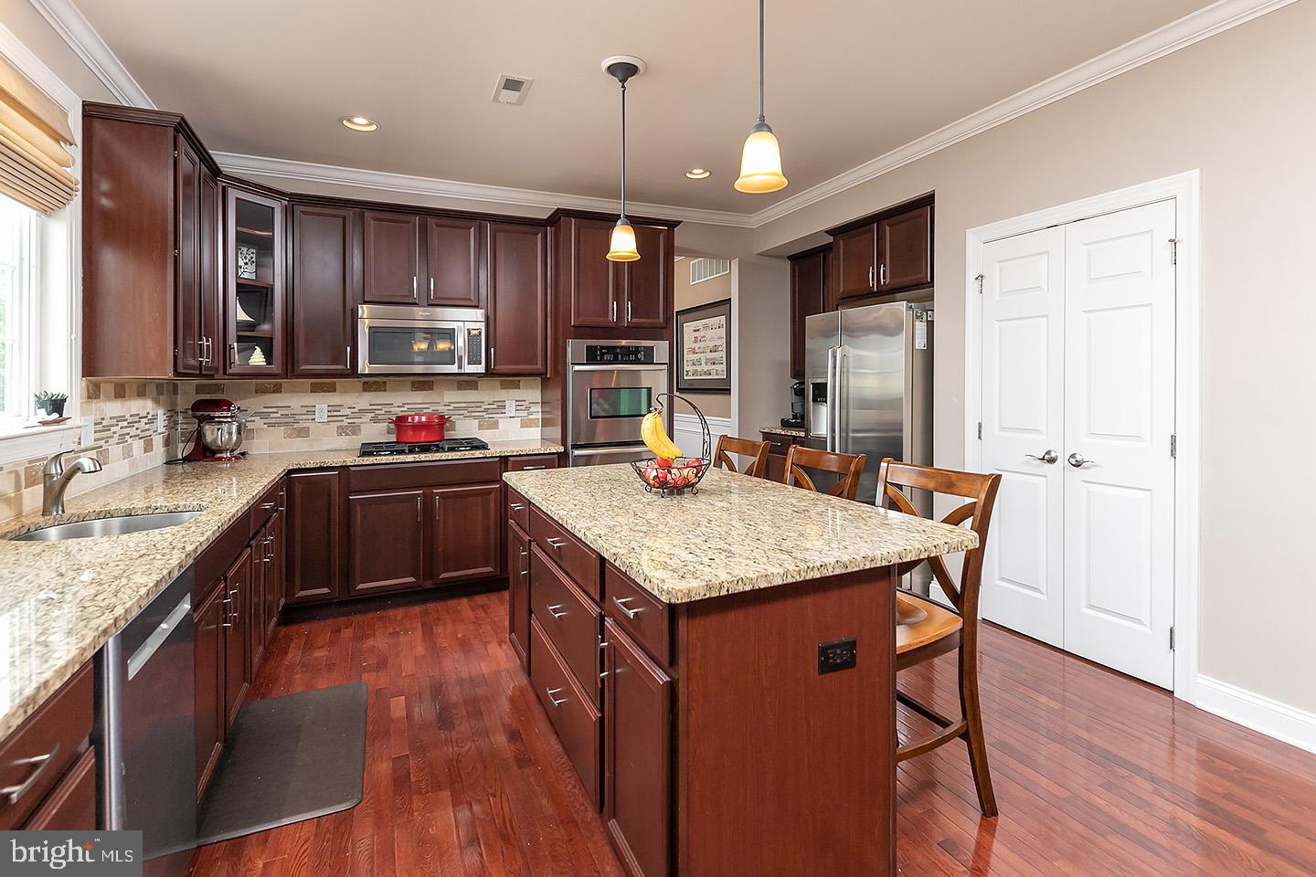 817 Derius Drive Mickleton, NJ 08056 - Photo 9 of 25 Gallery Image 9