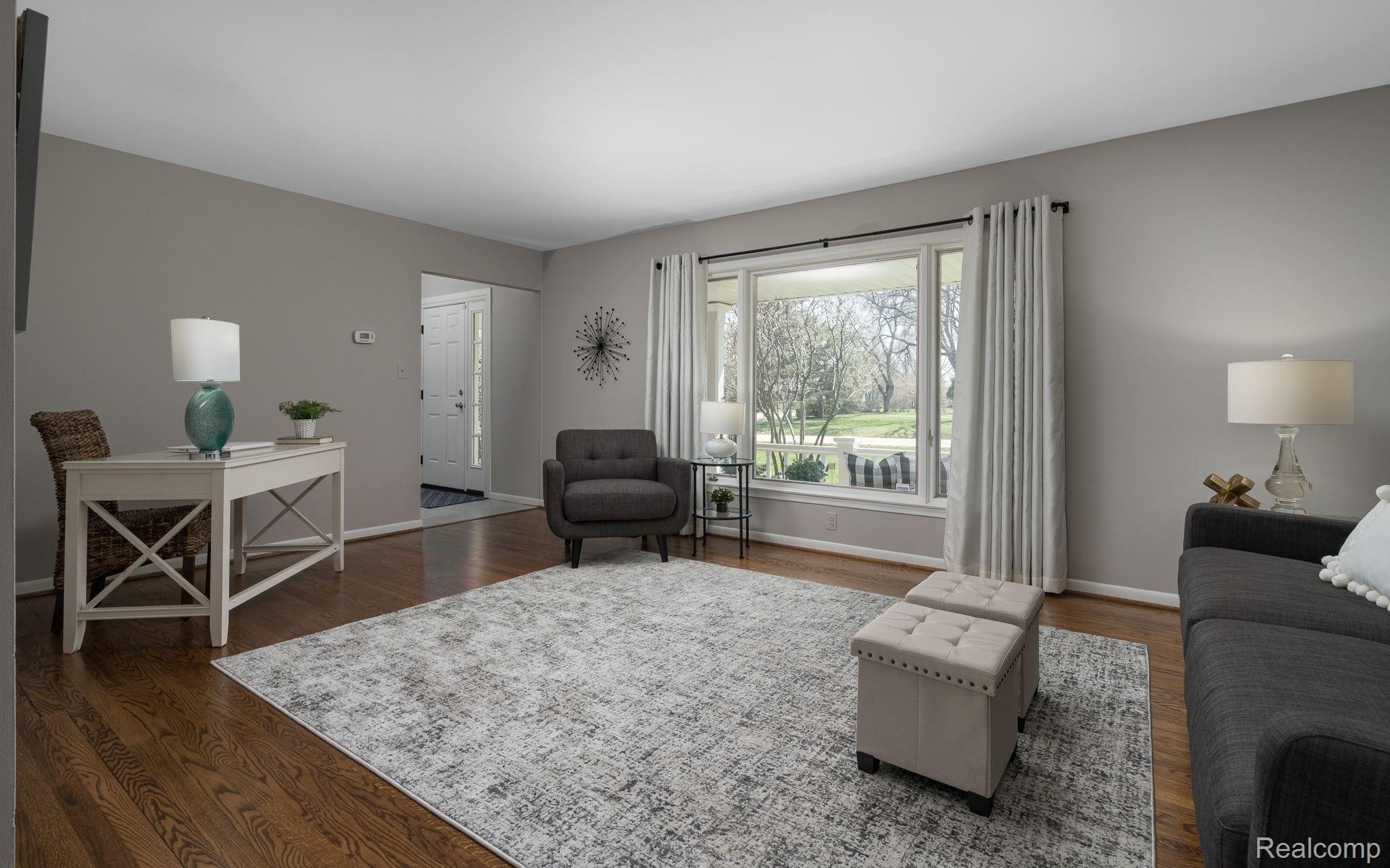 1100 Kingsview Avenue Rochester, MI 48309 - Photo 12 of 48 Pella Windows