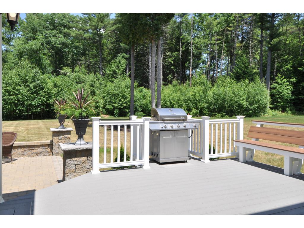 20 Gulf Road Derry, NH 03038 - Photo 14 of 30