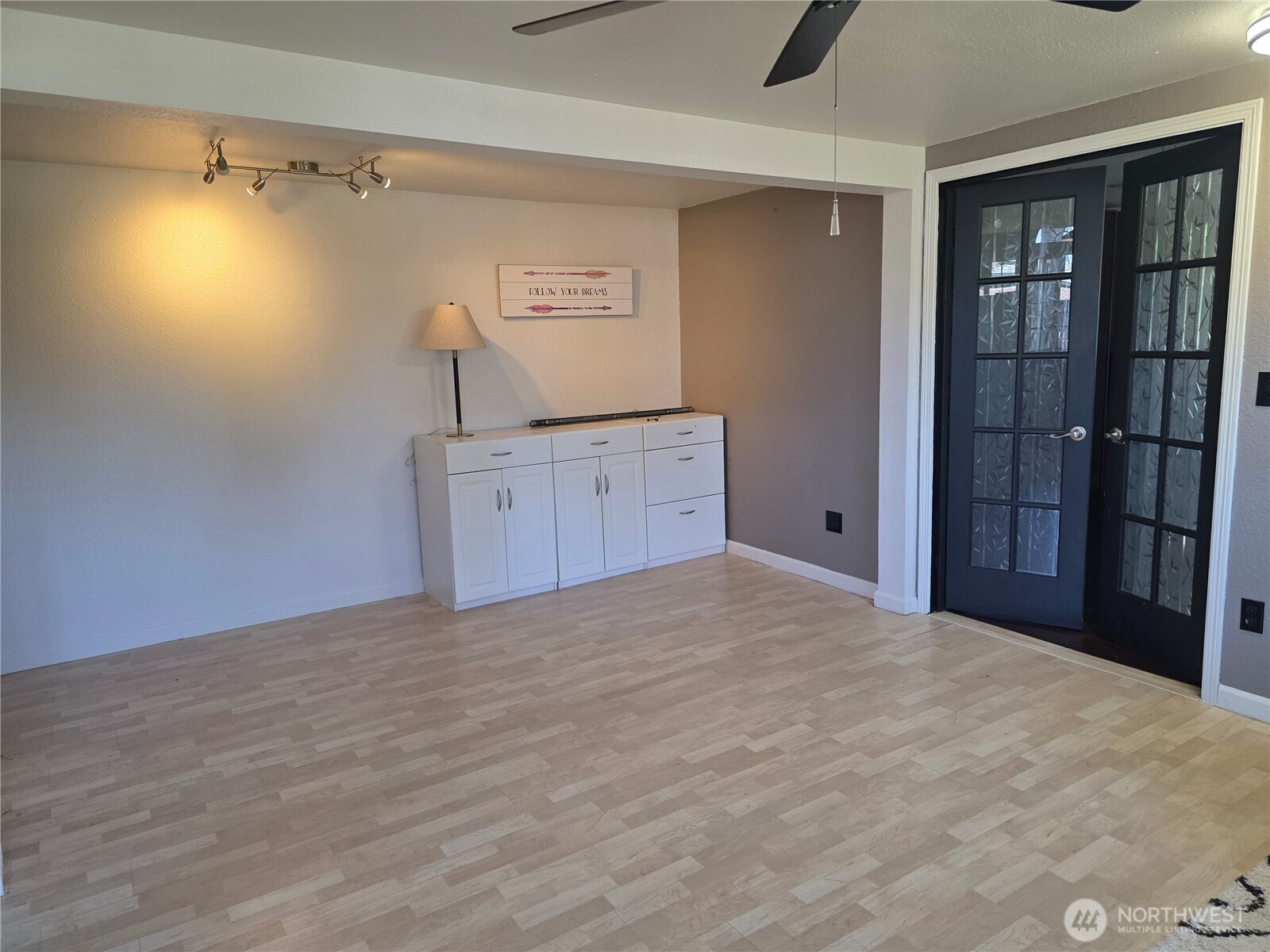 8902 Forest Road Southwest Lakewood, WA 98498 - Photo 22 of 25