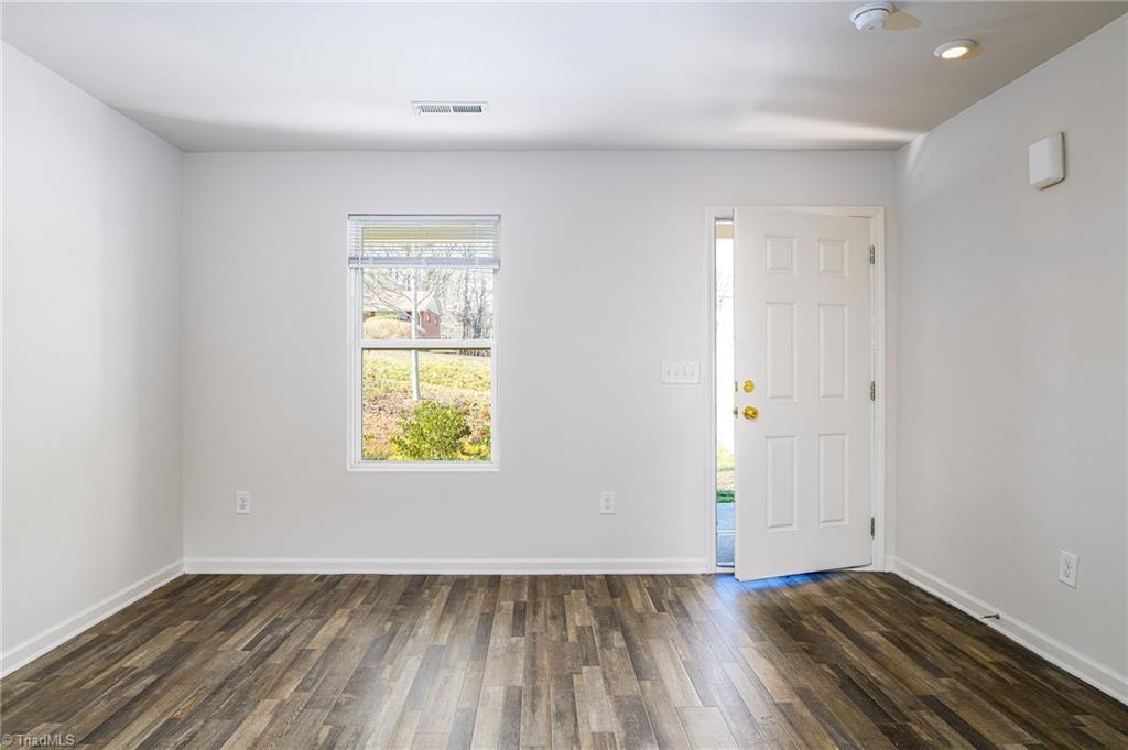 1229 Butler Street Winston-Salem, NC 27107 - Photo 11 of 26